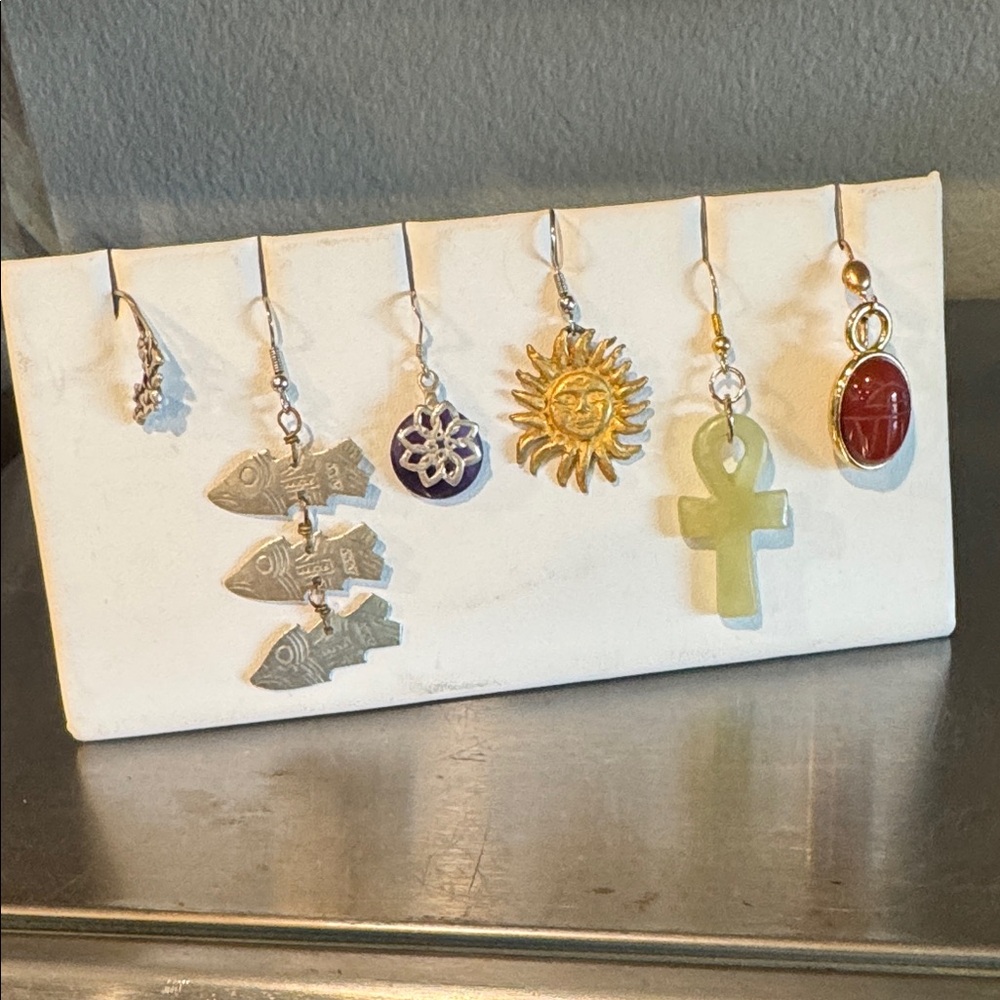 Set of 6 single Earrings